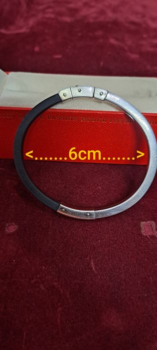 Pulseira escrava em prata.