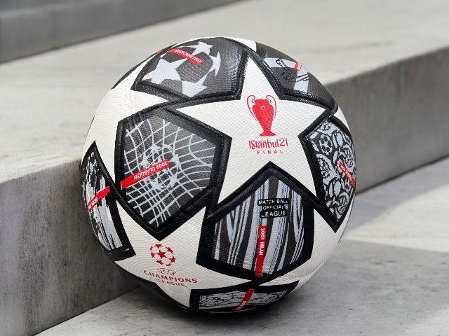 Мяч футбольный 5 термошов Ліга чемпіонів