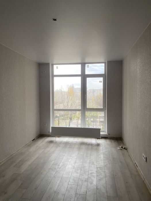 Продаж 2-кімн. с ремонтом на вул. Ярослава Мудрого Q