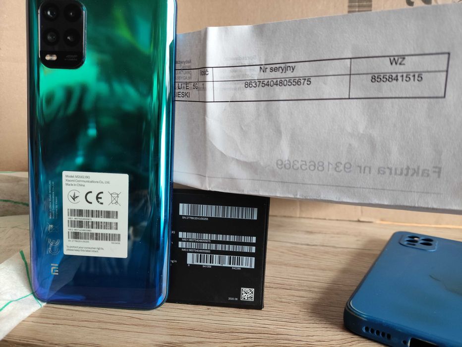 Xiaomi Mi 10 Lite 6/64 Niebieski z pudełkiem - wada