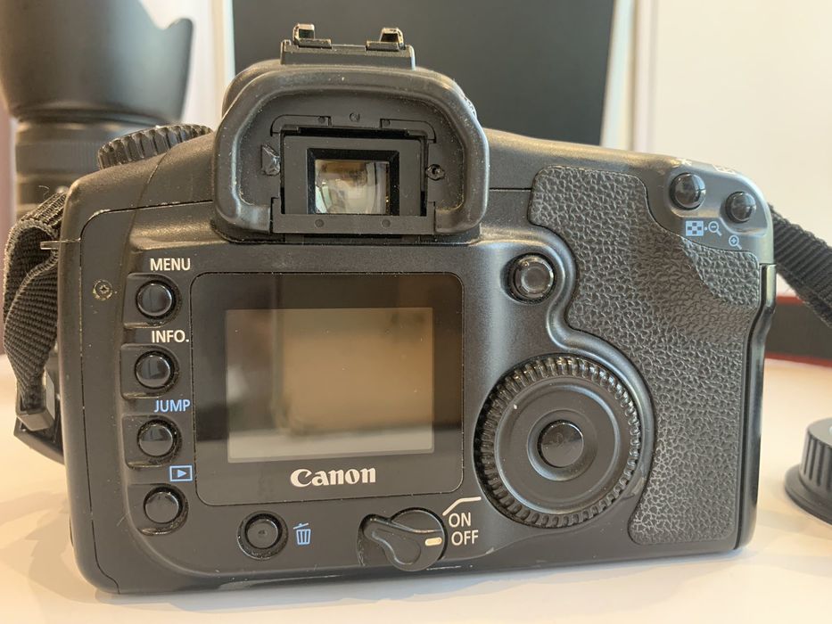 Canon EOS 20d + 35-80