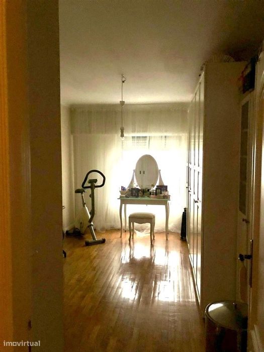 Apartamento T2 Arrendamento em Queluz e Belas,Sintra