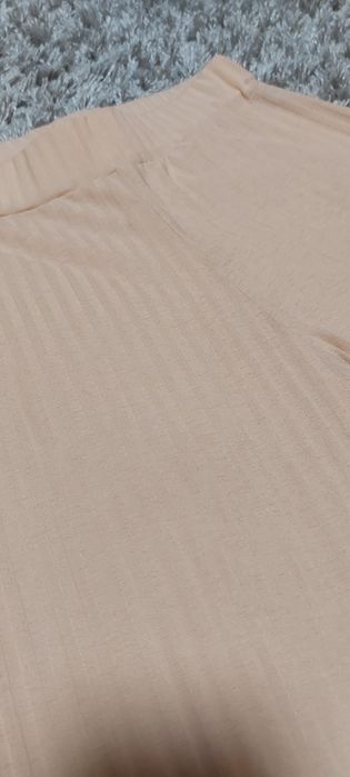 Костюм рубчик топ под горло и  штаны клеш