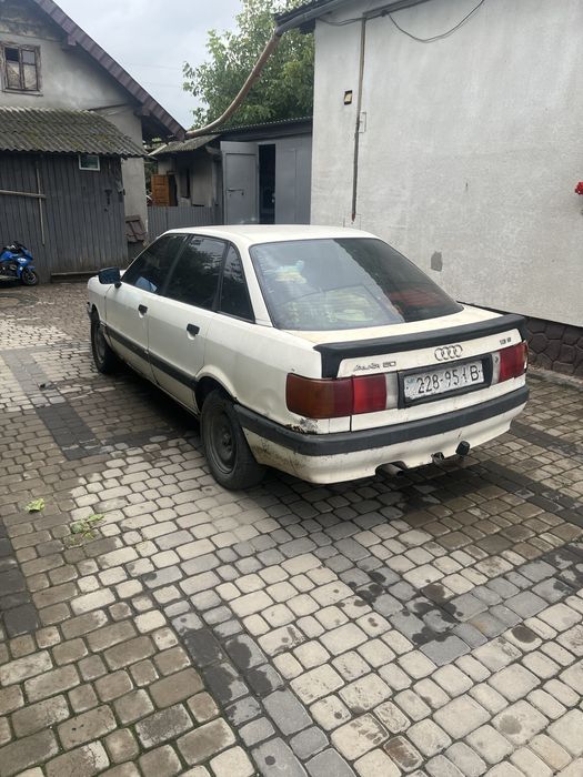 Продам Ауді 80.