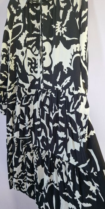Długa letnia maxi biało-czarna sukienka H&M plus size XL-3XL