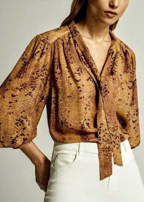 Блуза з зав'язками зміїний принт