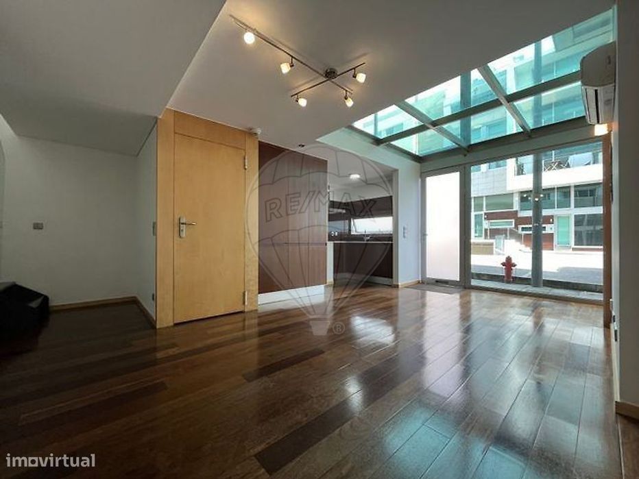 Apartamento T1 para arrendamento