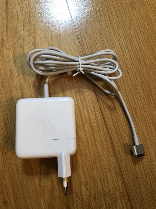Carregador Apple Macbook Magsafe 2 45W