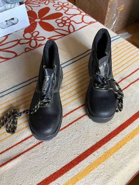 Safety Shoes Tiger Steel R 42