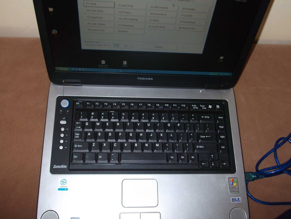 Laptop Toshiba z interfejsem Vag