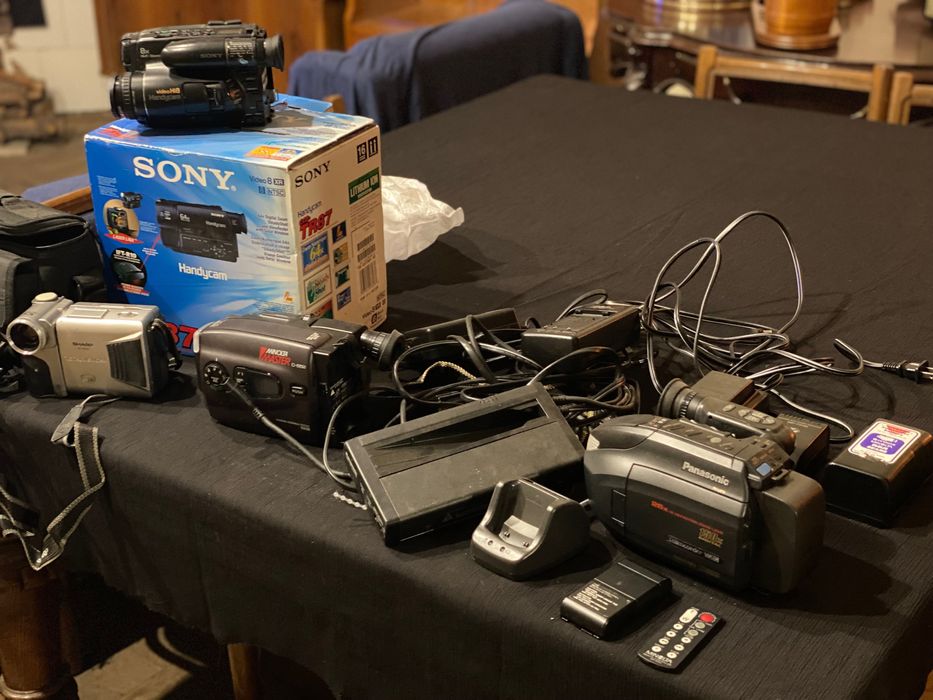 Видеокамера Sharp/Sony/Minolta/Panasonic