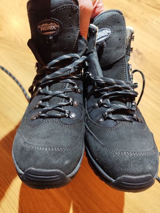 43/27.5-28 8 черевики meindl