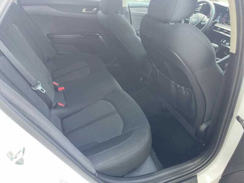 2022 Kia K5 LXS 1.6L