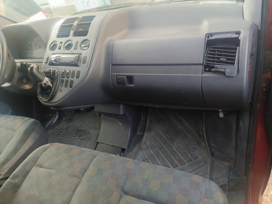 Vendo Mercedes Vito 112 CDI também aceito retomas abaixo do valor