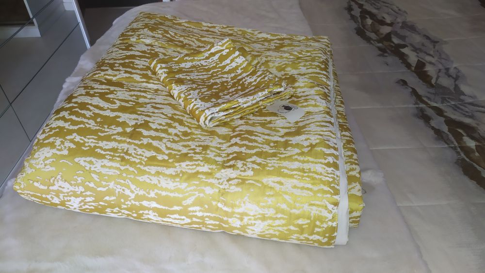 Colcha + fronha novas com etiqueta loja do gato preto 250x270