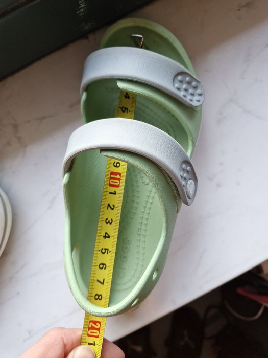 Продам сандалі Crocs р.30-31