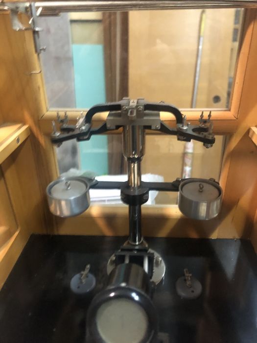 Весы аптекарские