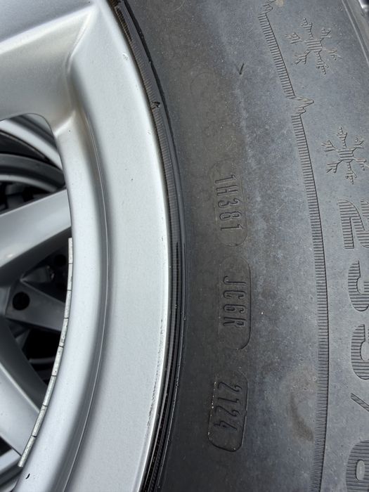 Alufelgi z oponami 24 rok 235/65/17 Hyundai
