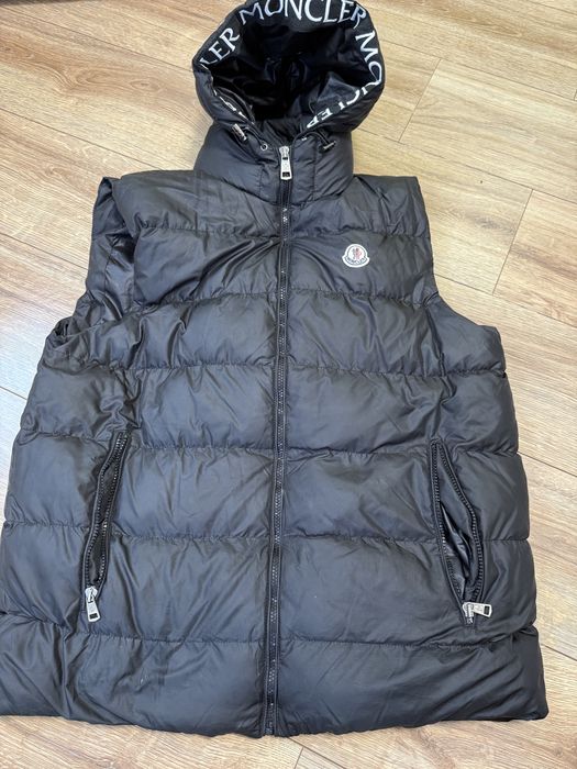 Жилетка Moncler