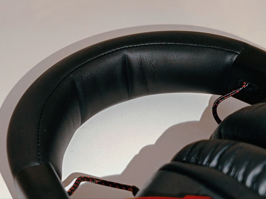 HyperX Cloud III Wireless - Como Novo