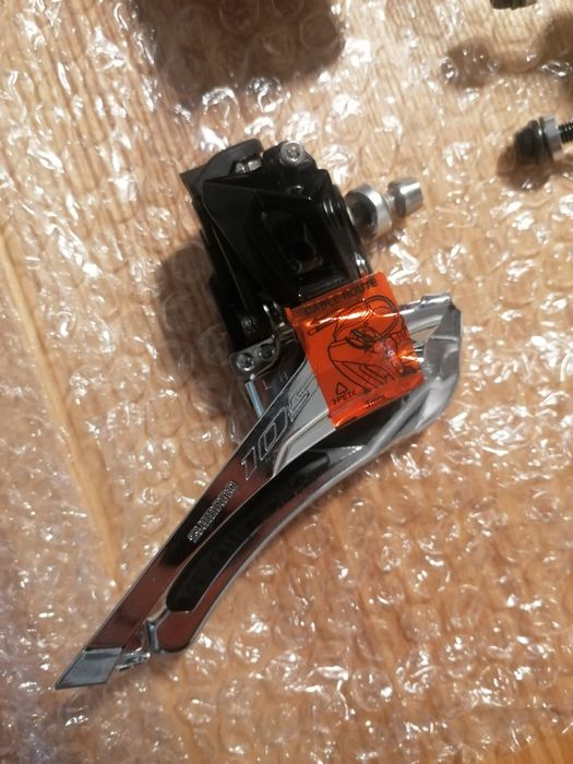 nowa kompletna grupa Shimano 105 R7000 / pod tarcze