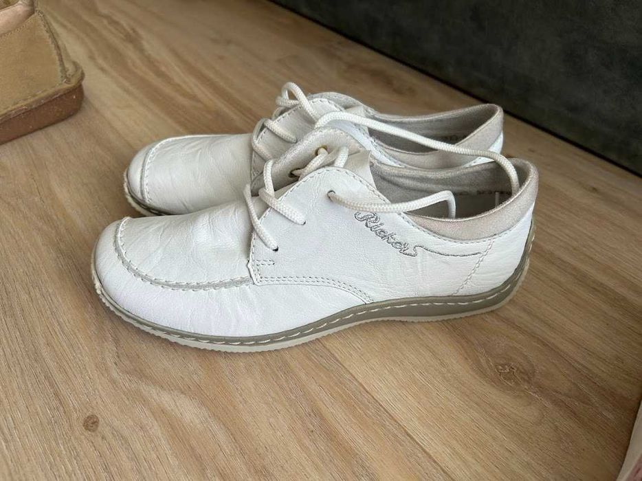 Rieker, Skechers — жіночі туфлі і кросівки 37–37.5