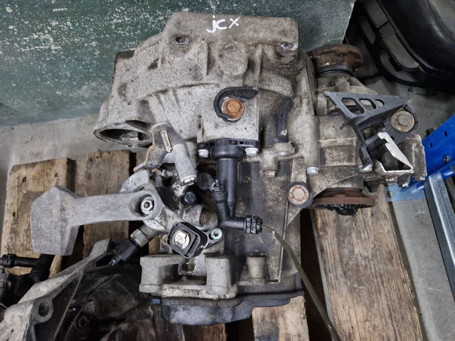 Caixa de 5 velocidades manual JCX VW GOLF 5 1.9 TDI 105CV BXE BKC