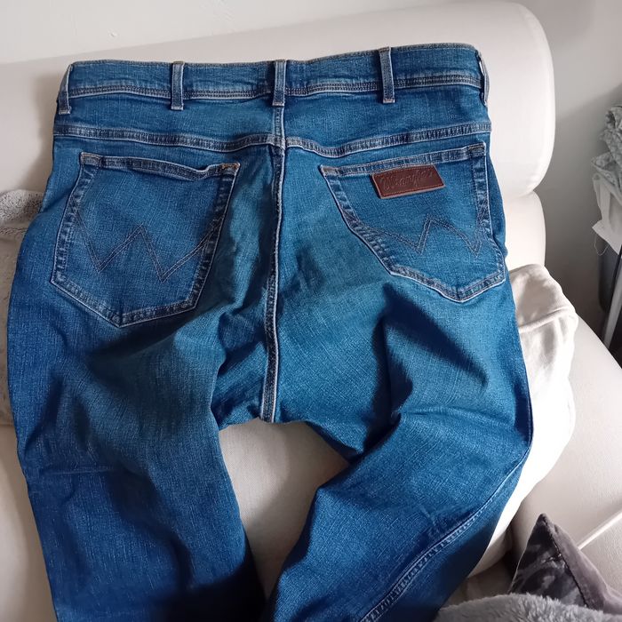 Spodnie Wrangler W 40 L32 Texas dzins