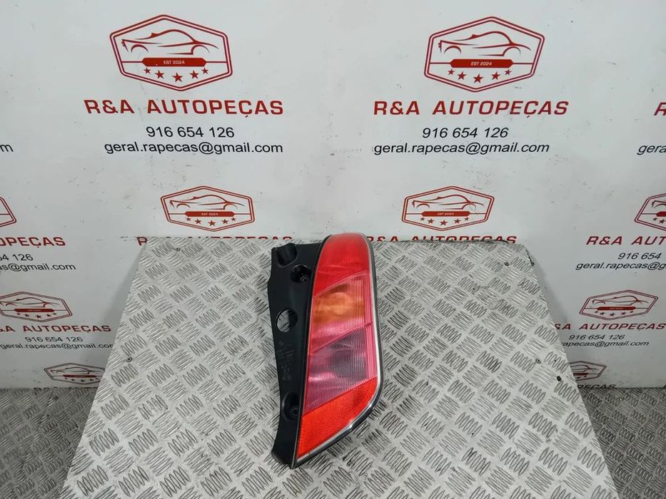 Farolins Trás Traseiro Esquerdo Direito Lancia Ypsilon Original