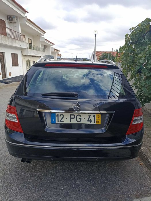 Mercedes C200, diesel, 190cv, preta, 2010