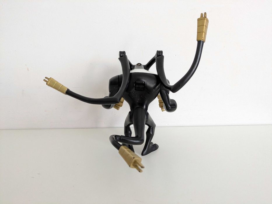 Bandai Ben 10 Omniverse Feedback 16cm-20cm
