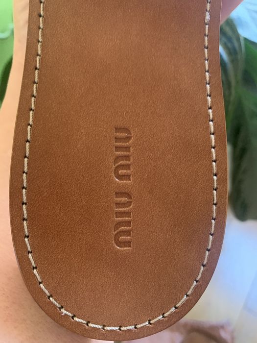 Оригінал.Шльопанці  Miu Miu рідкісна модель
