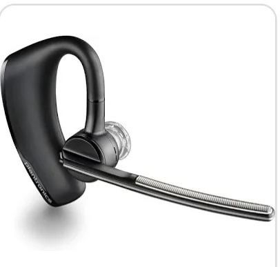 Беспроводная Bluetooth-гарнитура Plantronics