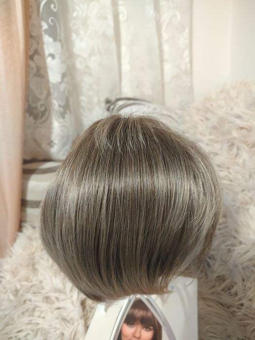 300 zł nowa peruka  medyczna