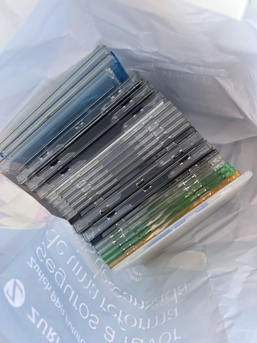 Caixas CD várias cores (20)