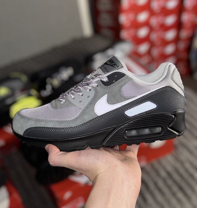 ХИТ СЕЗОНА! Оригинальные Кроссовки Nike Air Max 90 Grey 43 HQ3817