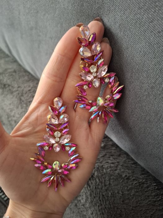 Kolczyki kryształowe holo odcienie różu fuksja cyrkonie