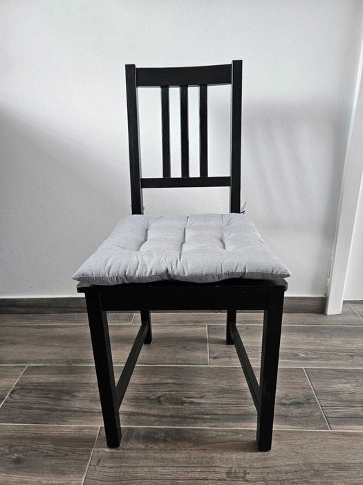 Mesa Jysk Aabenraa 90x160 c/ 6 cadeiras