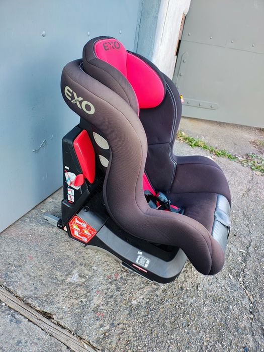 Porządny fotelik samochodowy dziecięcy Exo Basic 9-18 kg. ISOFIX