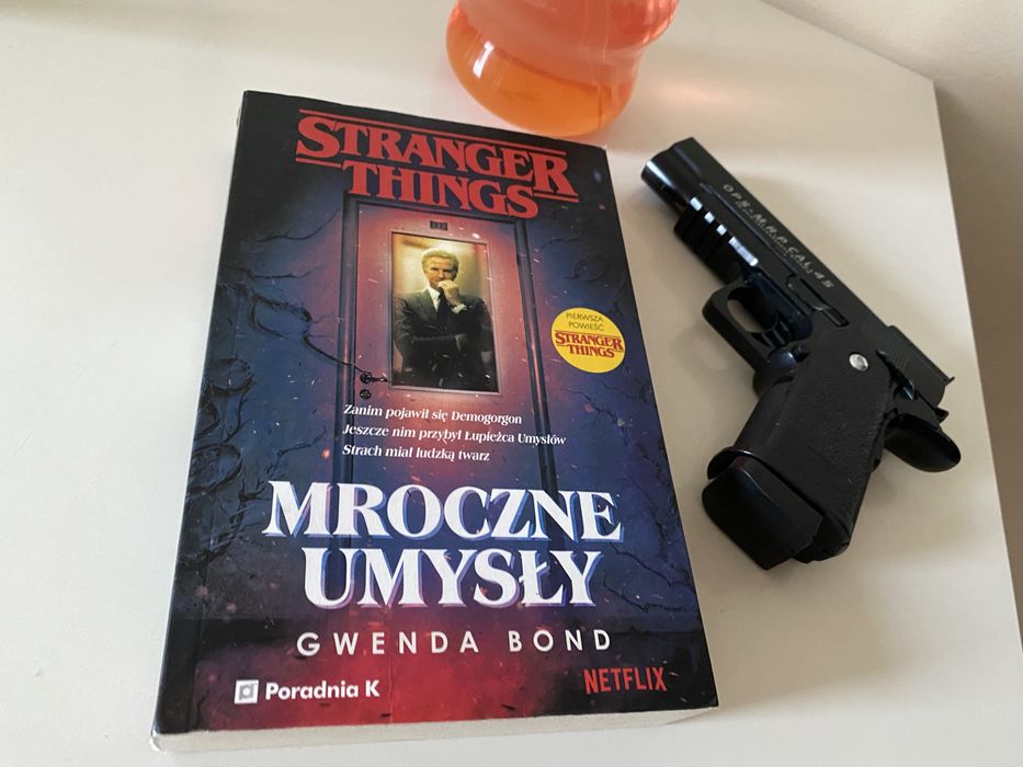 Ksiazka stranger things