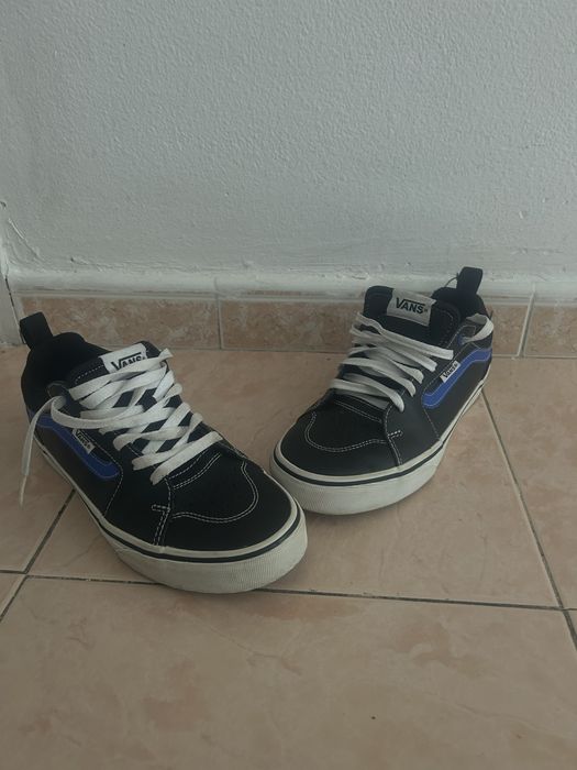 Vans preto e azul