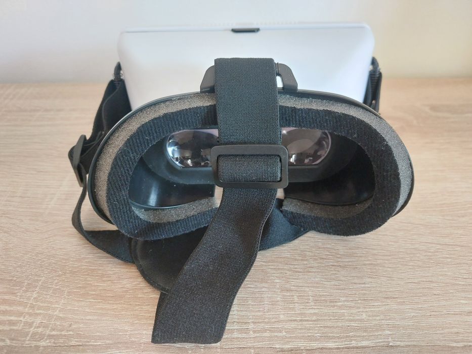 Óculos de Realidade Virtual (nunca utilizados)
