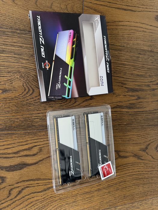 Pamiec RAM 2x8GB cl 16