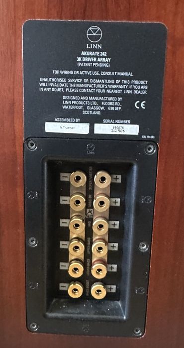 Linn Akurate 242 - colunas hifi de referência