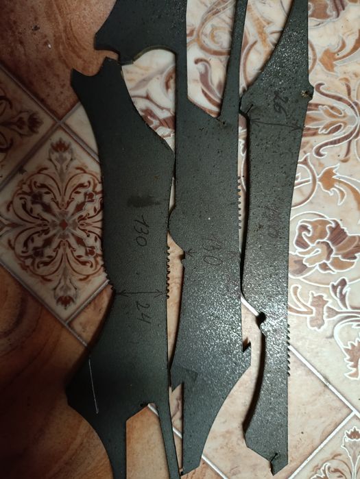 Куски стали N690