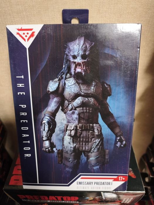 Фігурки Neca, Alien, Predator.