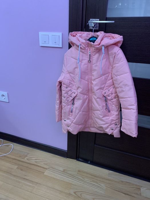 Продам безрукавку, куртки, кофти, плаття, болеро, джемпер, штани.