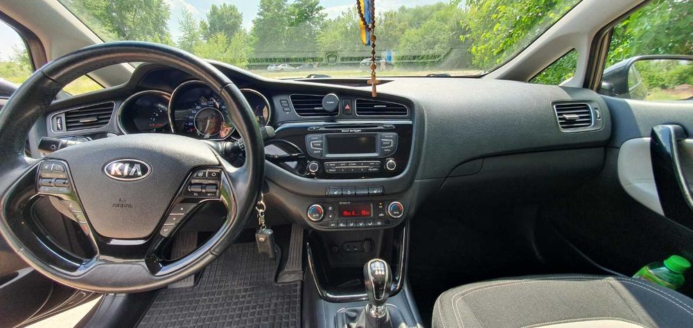 Kia Ceed 2012 1.6CDI