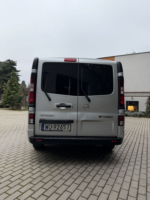 Opel Vivaro 1.6 BiTurbo 9os
