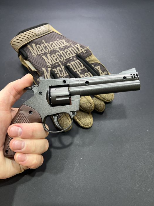 Металевий револьвер на пістонах - Taurus Magnum (іграшковий)